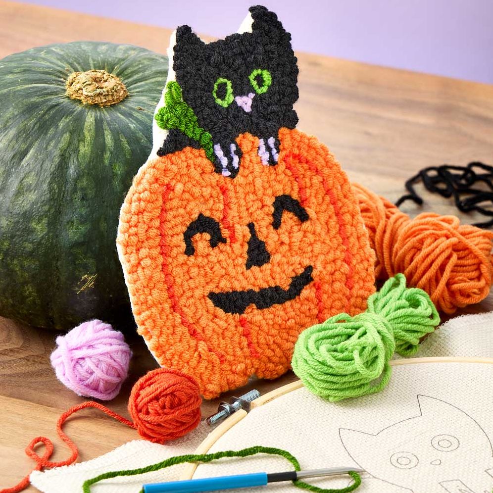 CAT & PUMPKIIN NEEDLE KIT