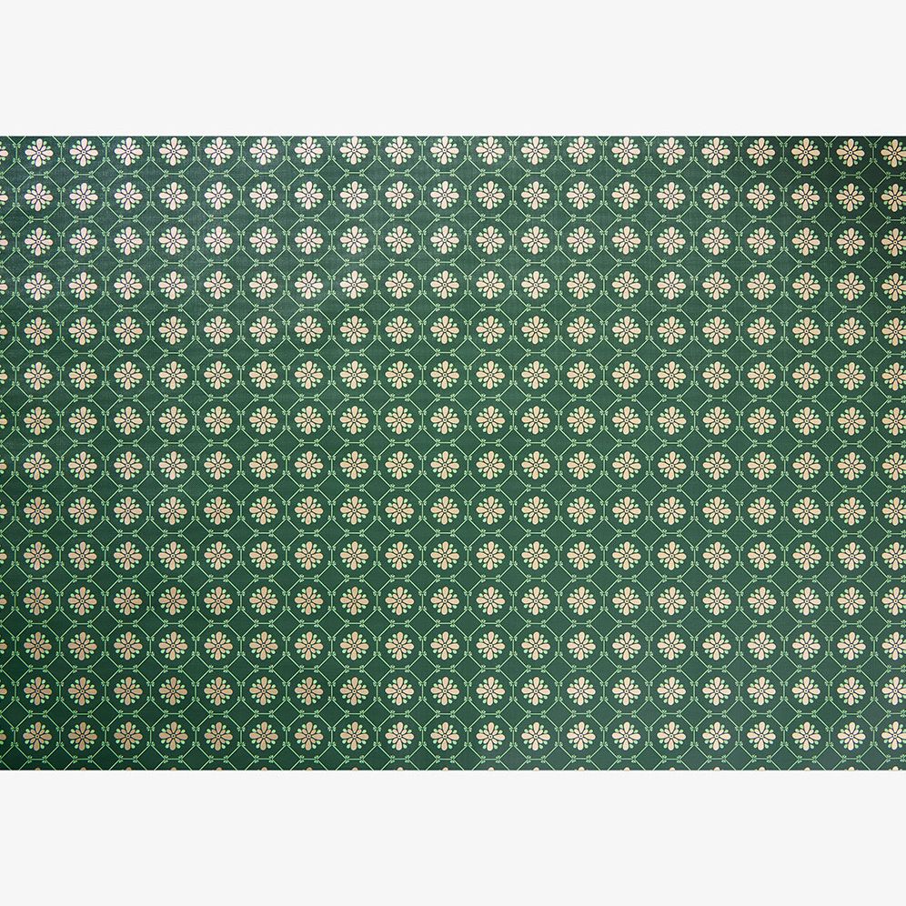 Floral Grid Textured Roll Wrap