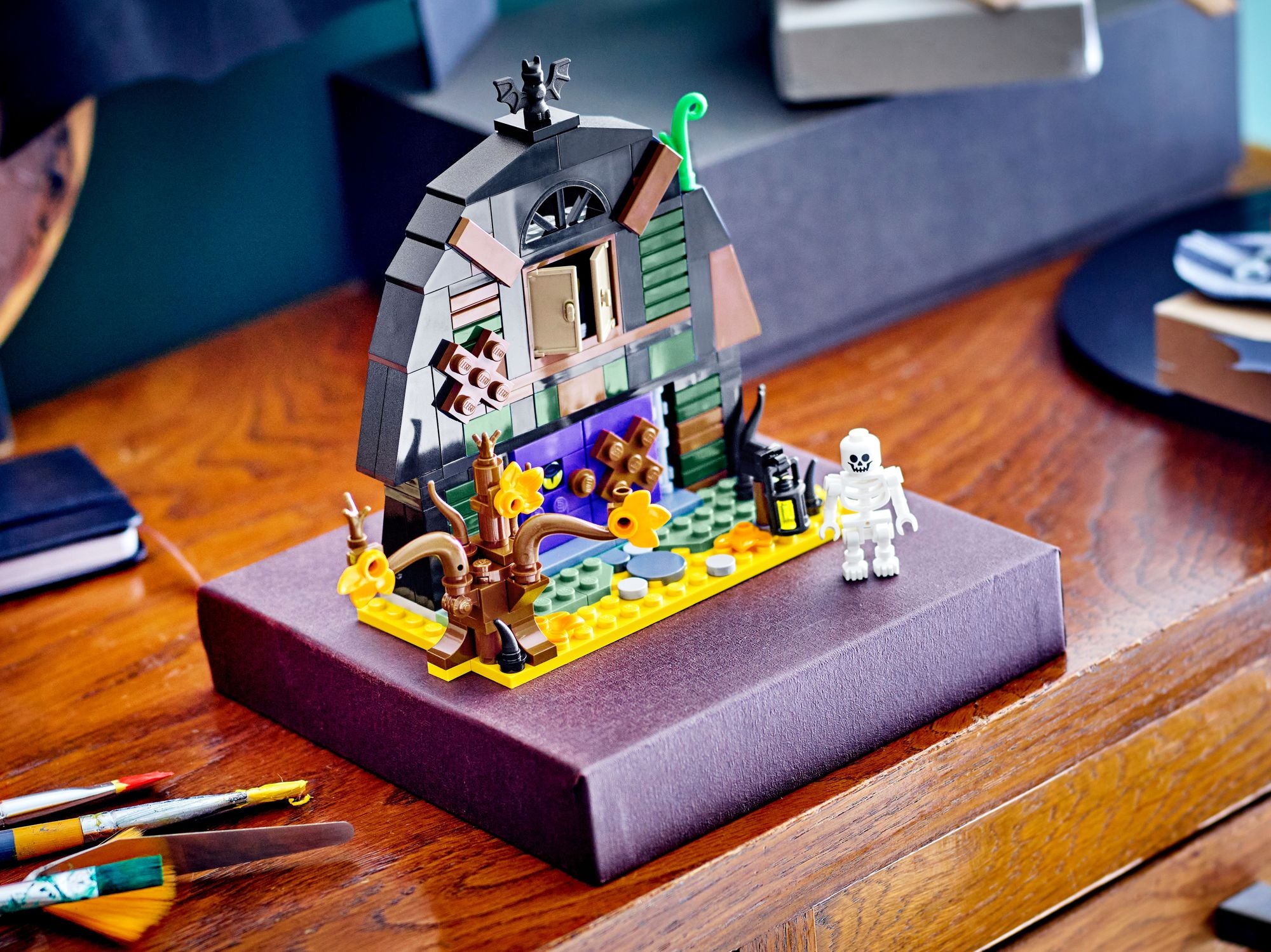 LEGO Halloween Barn 40721