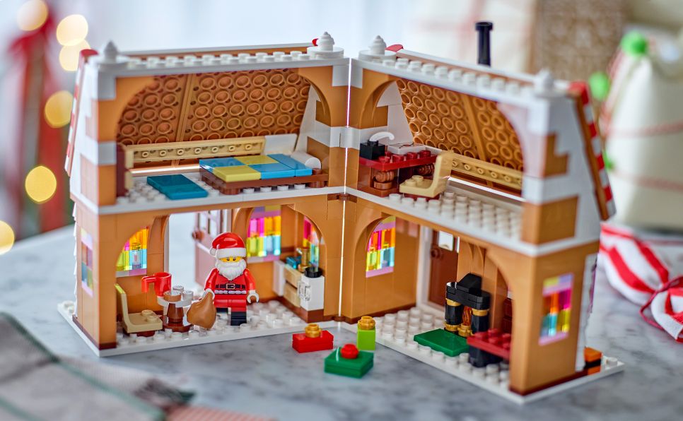 LEGO Festive Gingerbread House 40809