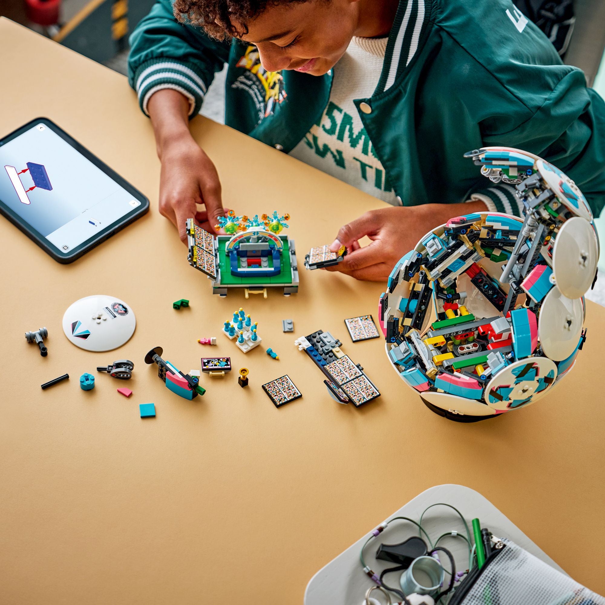 LEGO Editions Sports Soccer Ball 43019