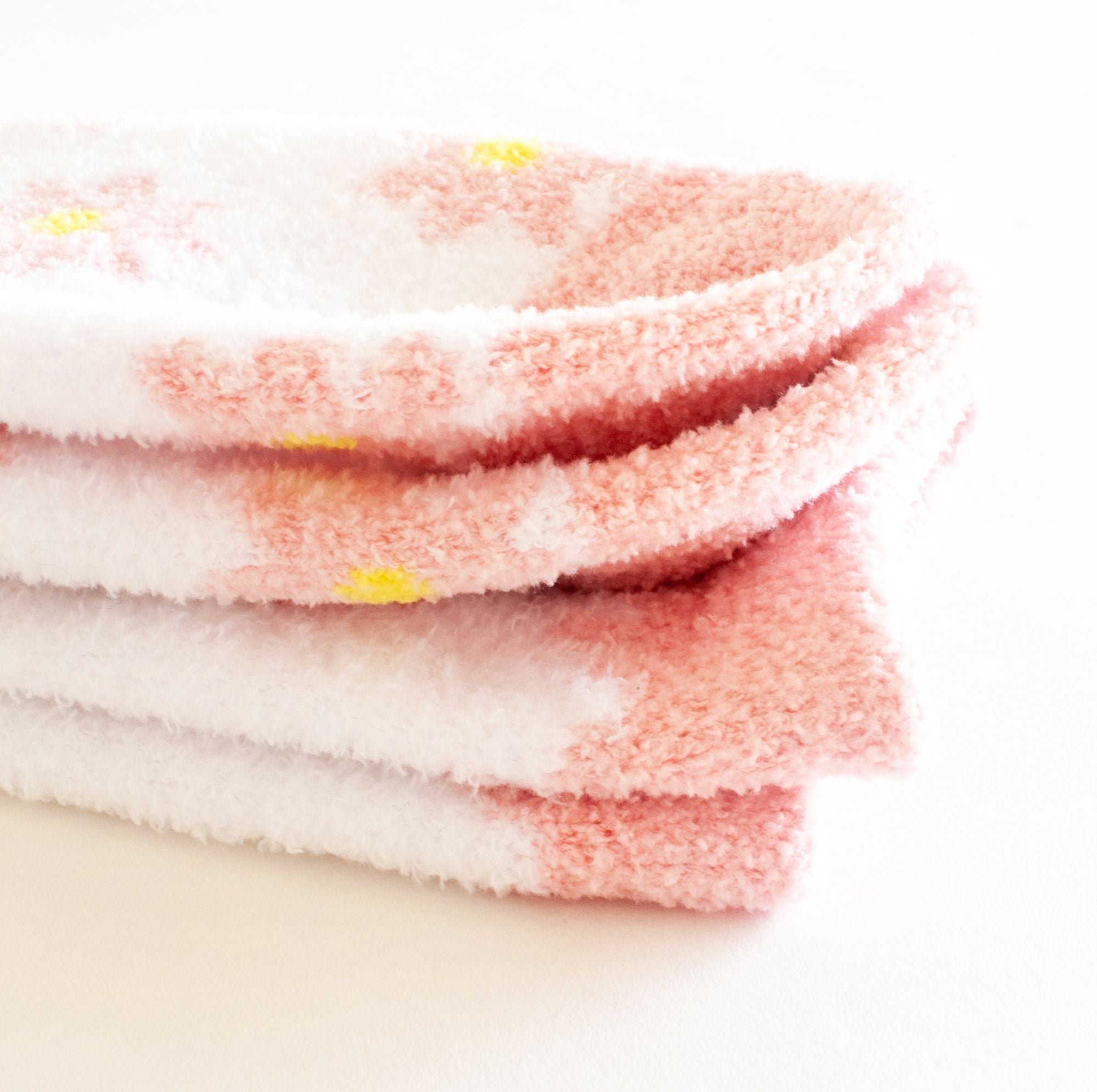 Daisy Fuzzy Crew Socks