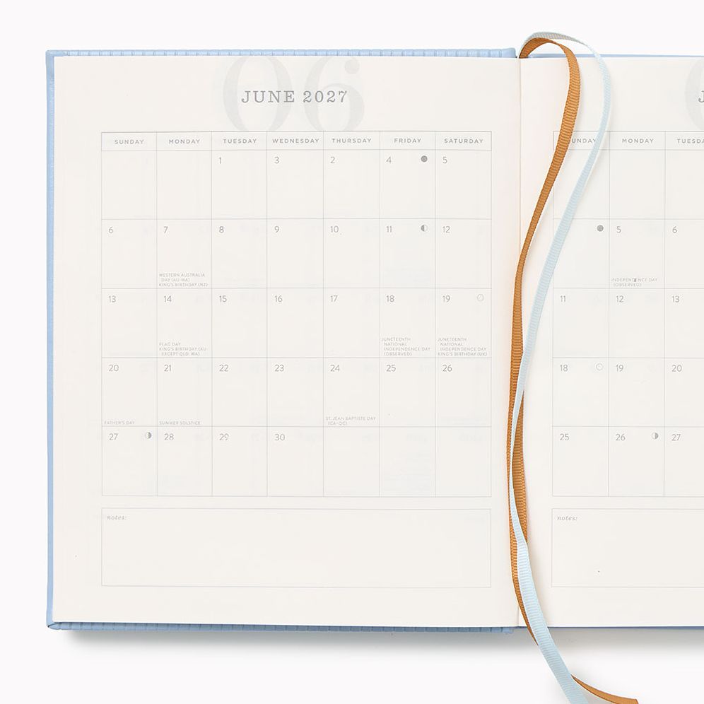 2026-2027 Chicago Ave Weekly Desk Planner