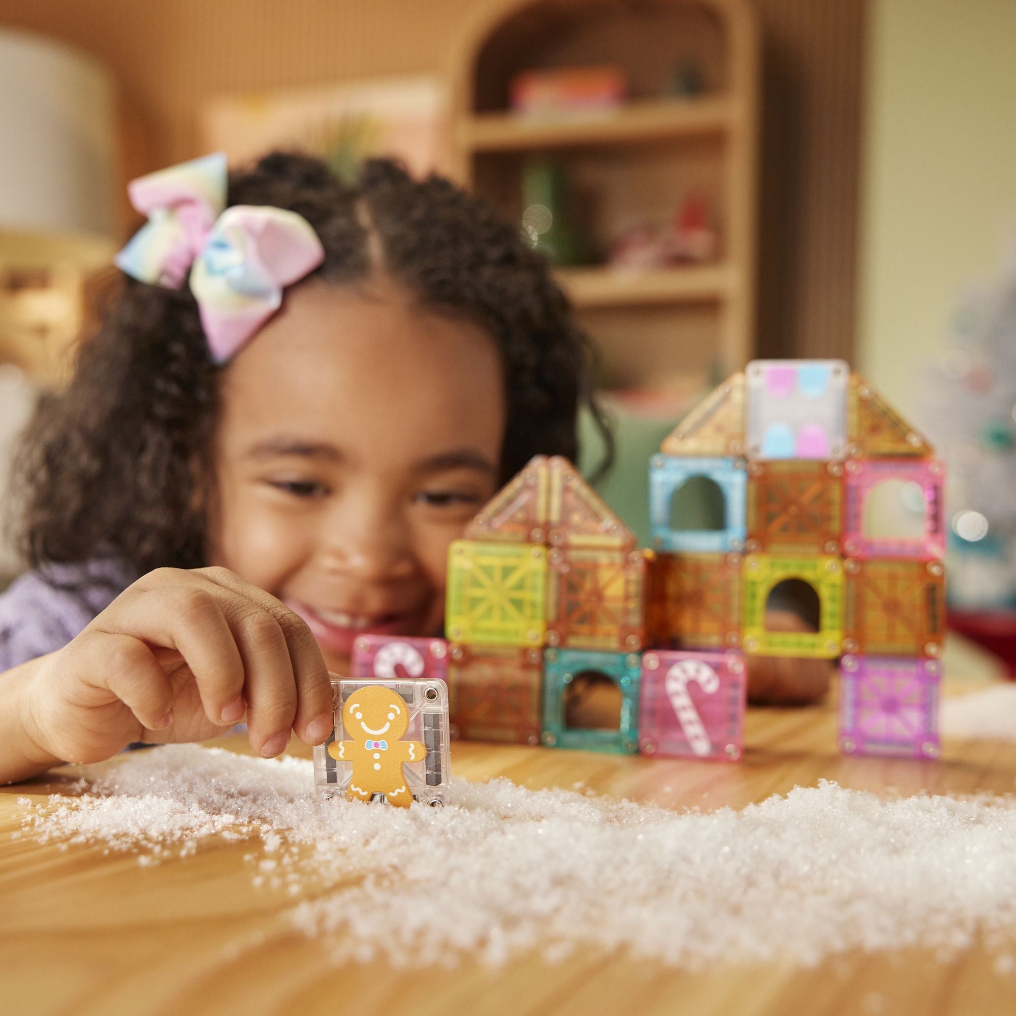 The Original MAGNA-TILES® microMAGS Gingerbread House Travel 24-Piece Magnetic Construction Set