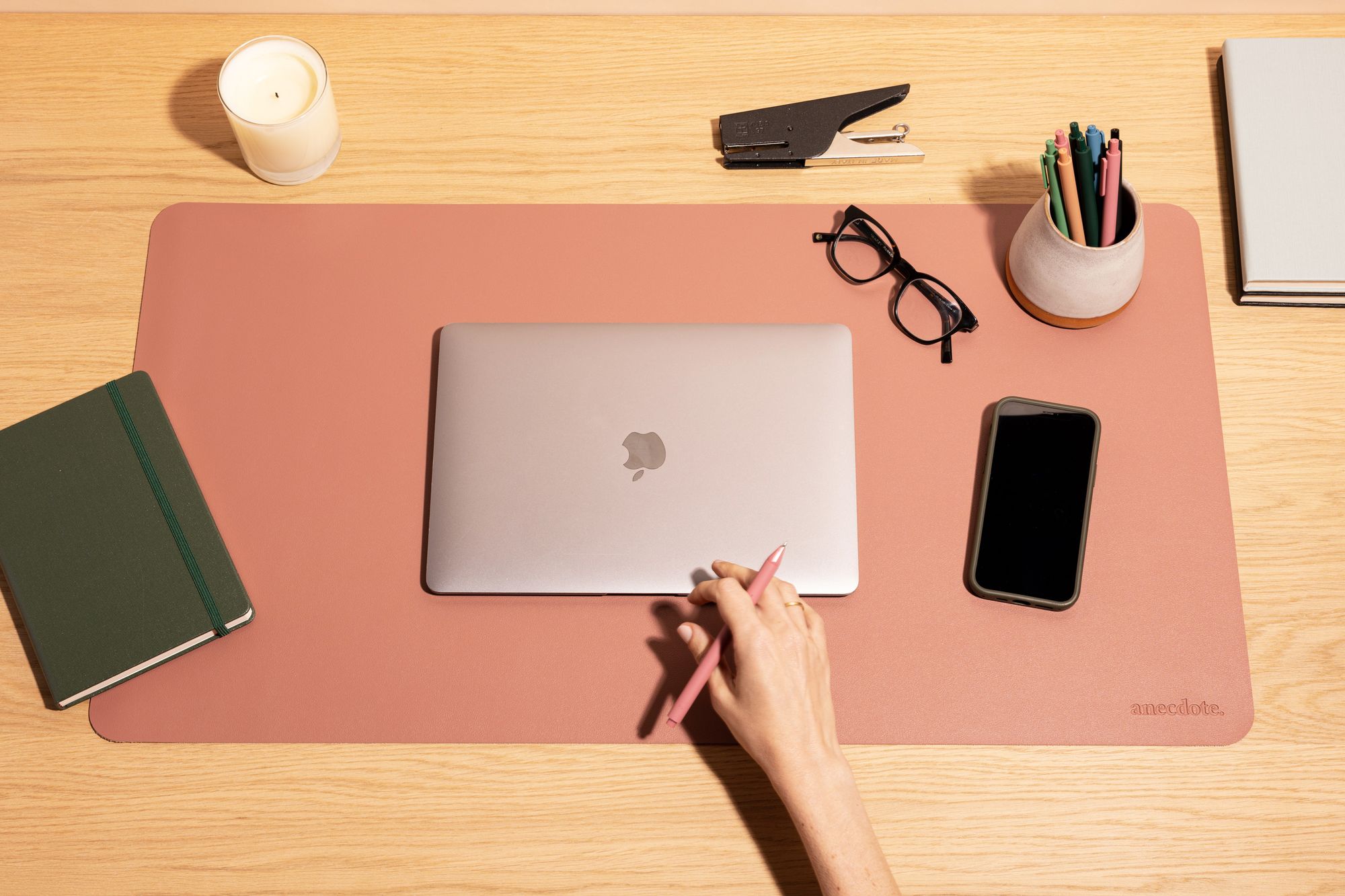 The Anecdote Desk Pad - Large Size (Mauve)