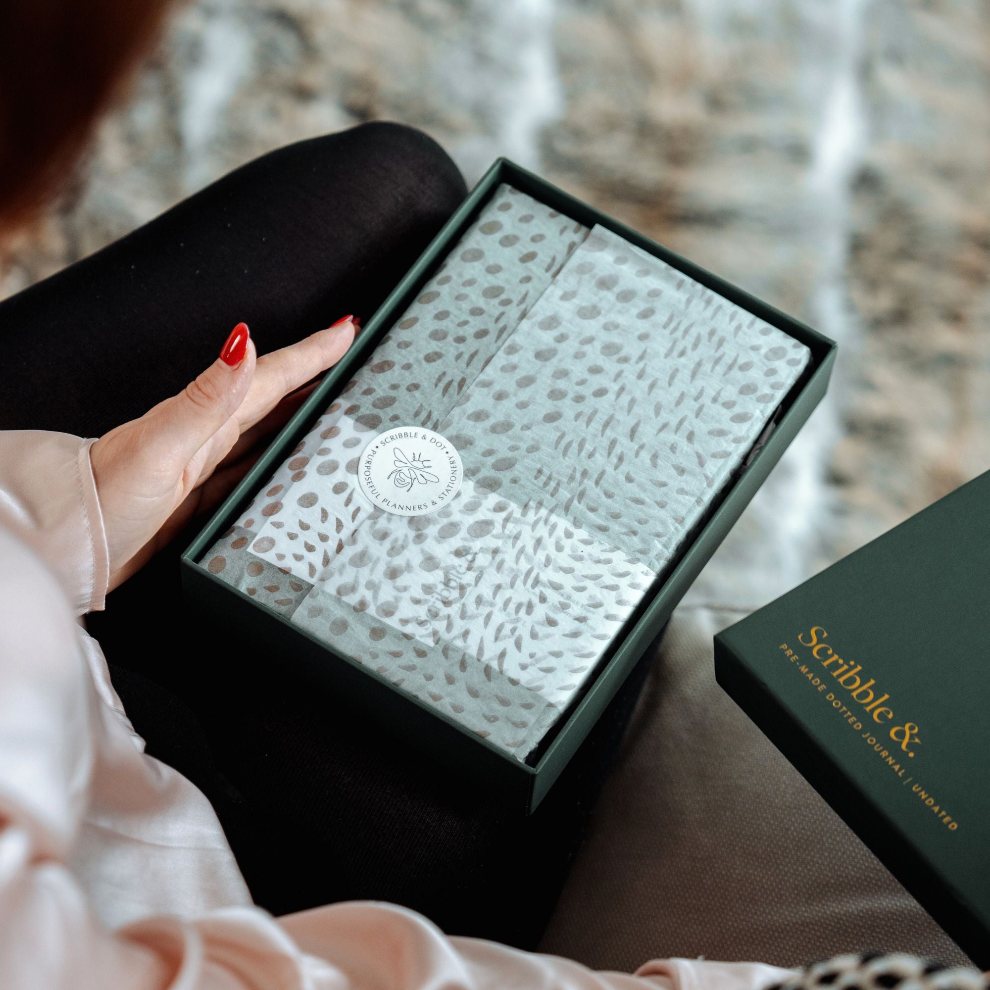 2027 Scribble & Dot - Bordeaux Croc - Week-to-View Planner