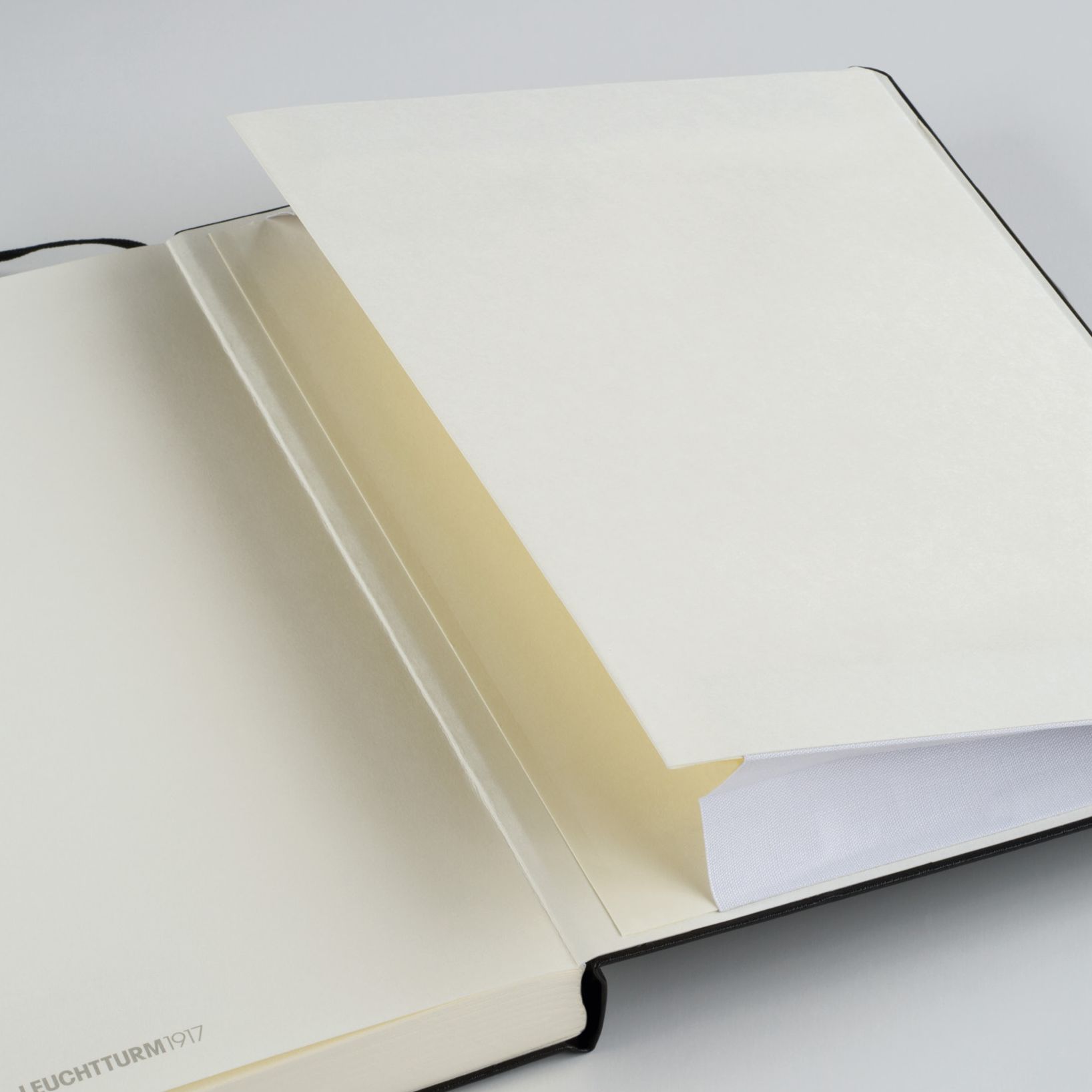 Leuchtturm Powder Dotted Page Hardcover Medium Notebook