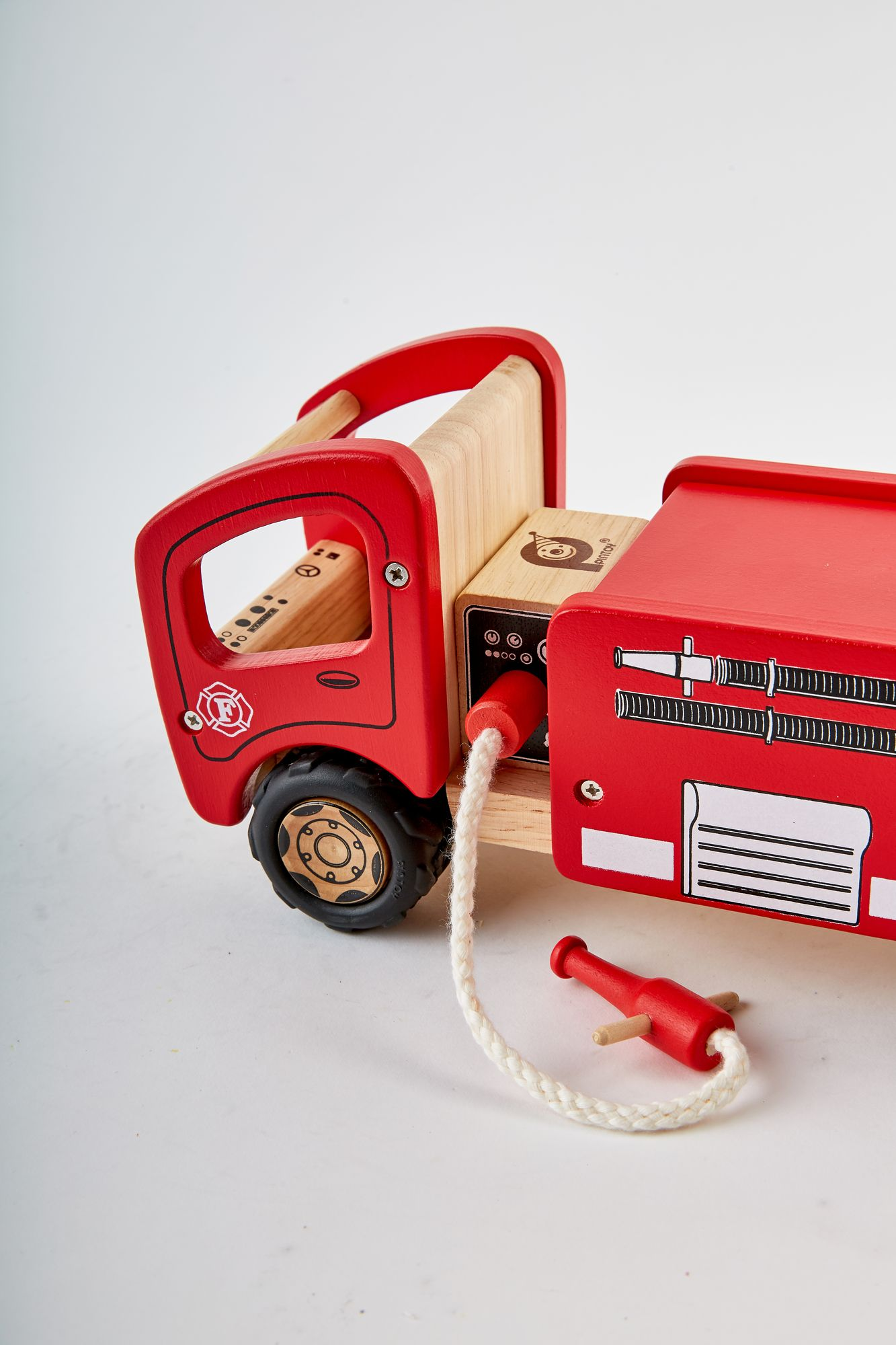 Solid Wood Fire Engine with Raise up ladder