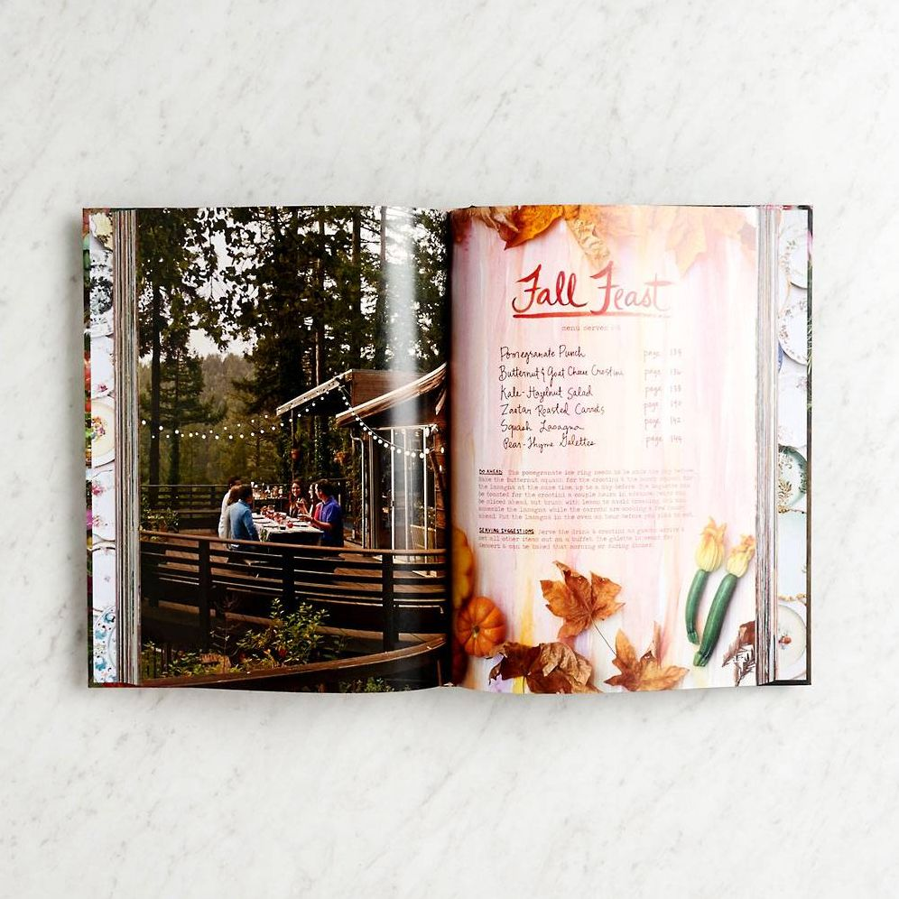 The Forest Feast Gatherings: Simple Vegetarian Menus for Hosting Friends & Family