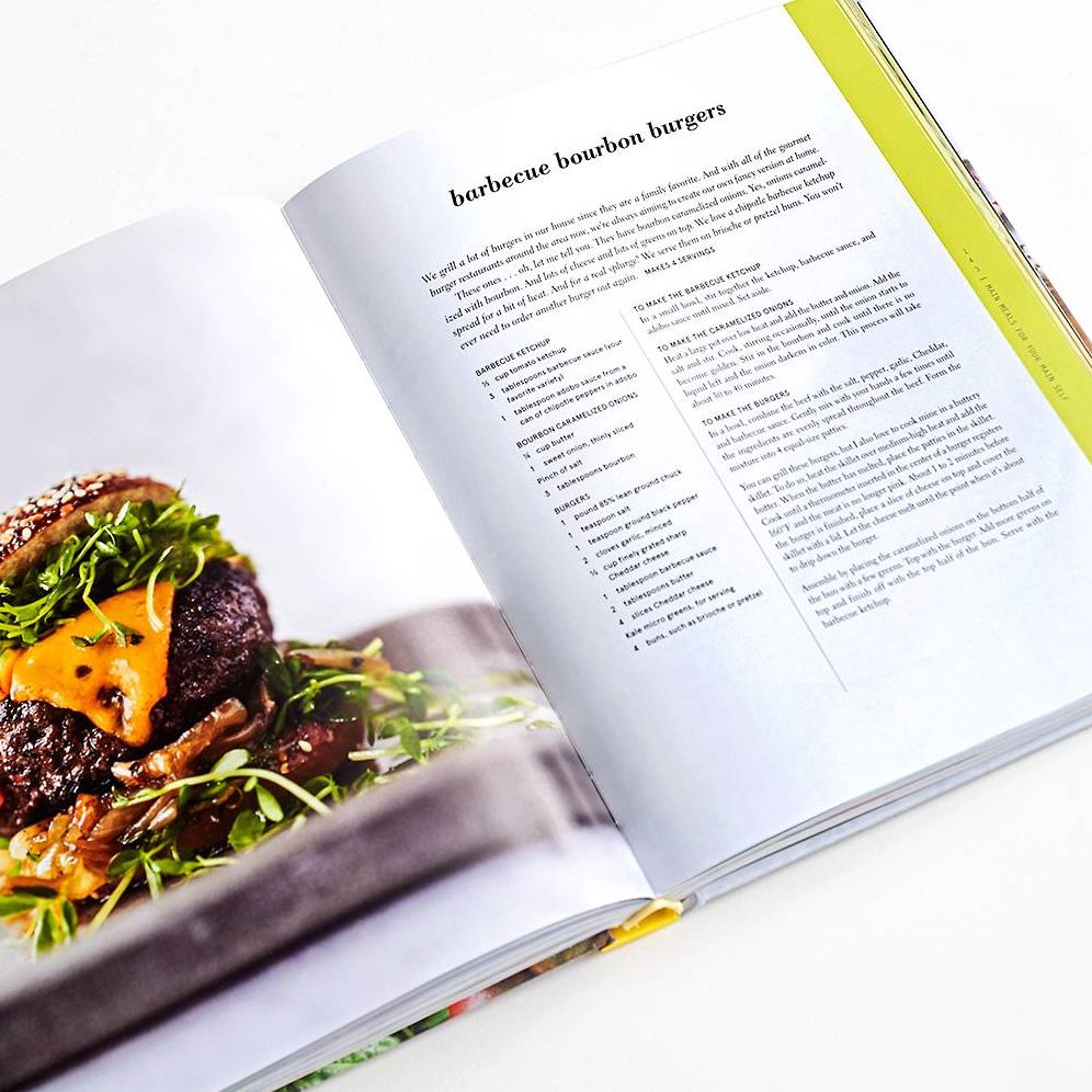 The Pretty Dish: More than 150 Everyday Recipes and 50 Beauty DIYs to Nourish Your Body Inside and Out: A Cookbook