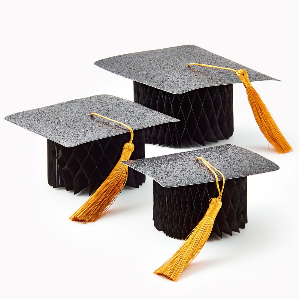 Graduation Cap Honeycomb Décor