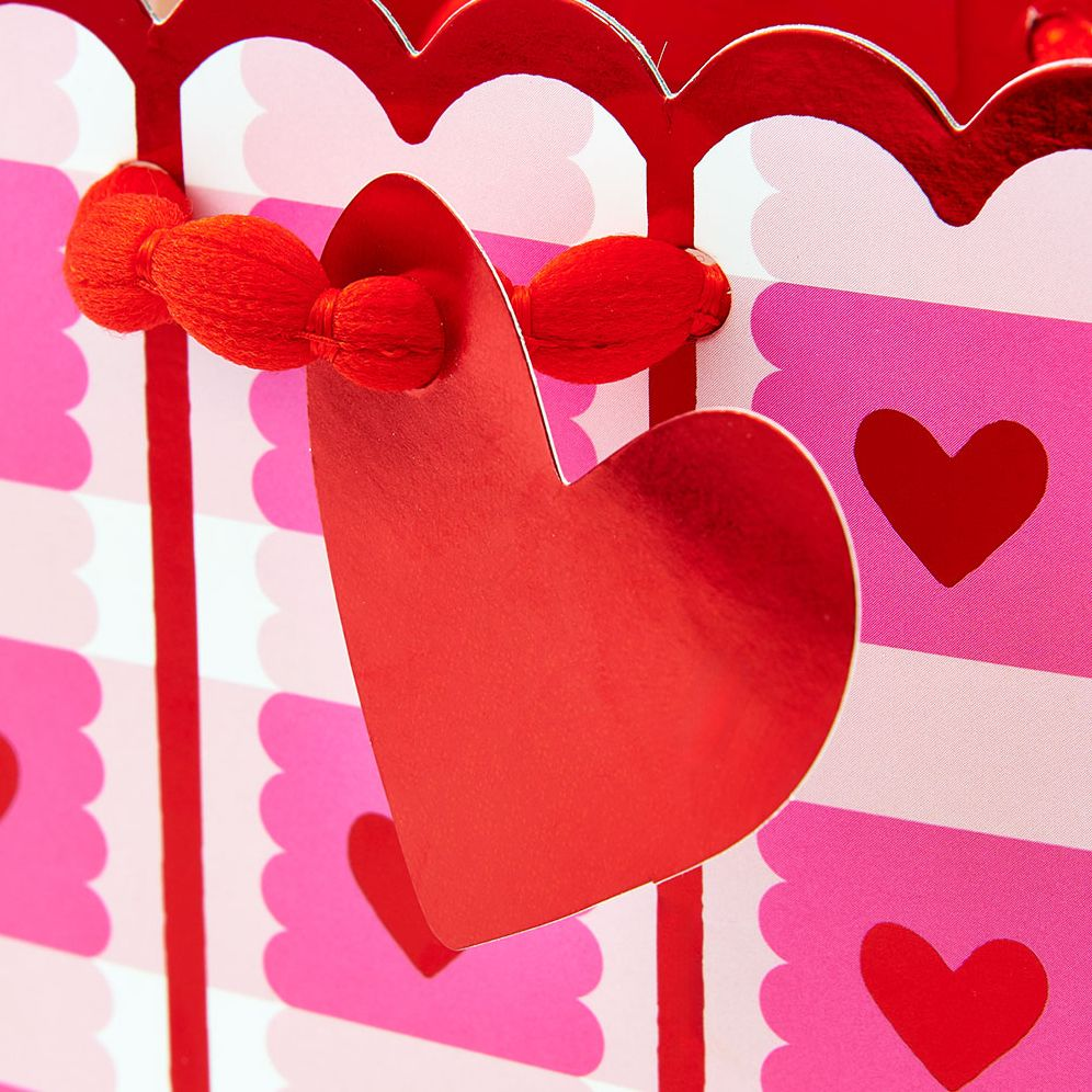 Plaid Scalloped Heart Small Gift Bag