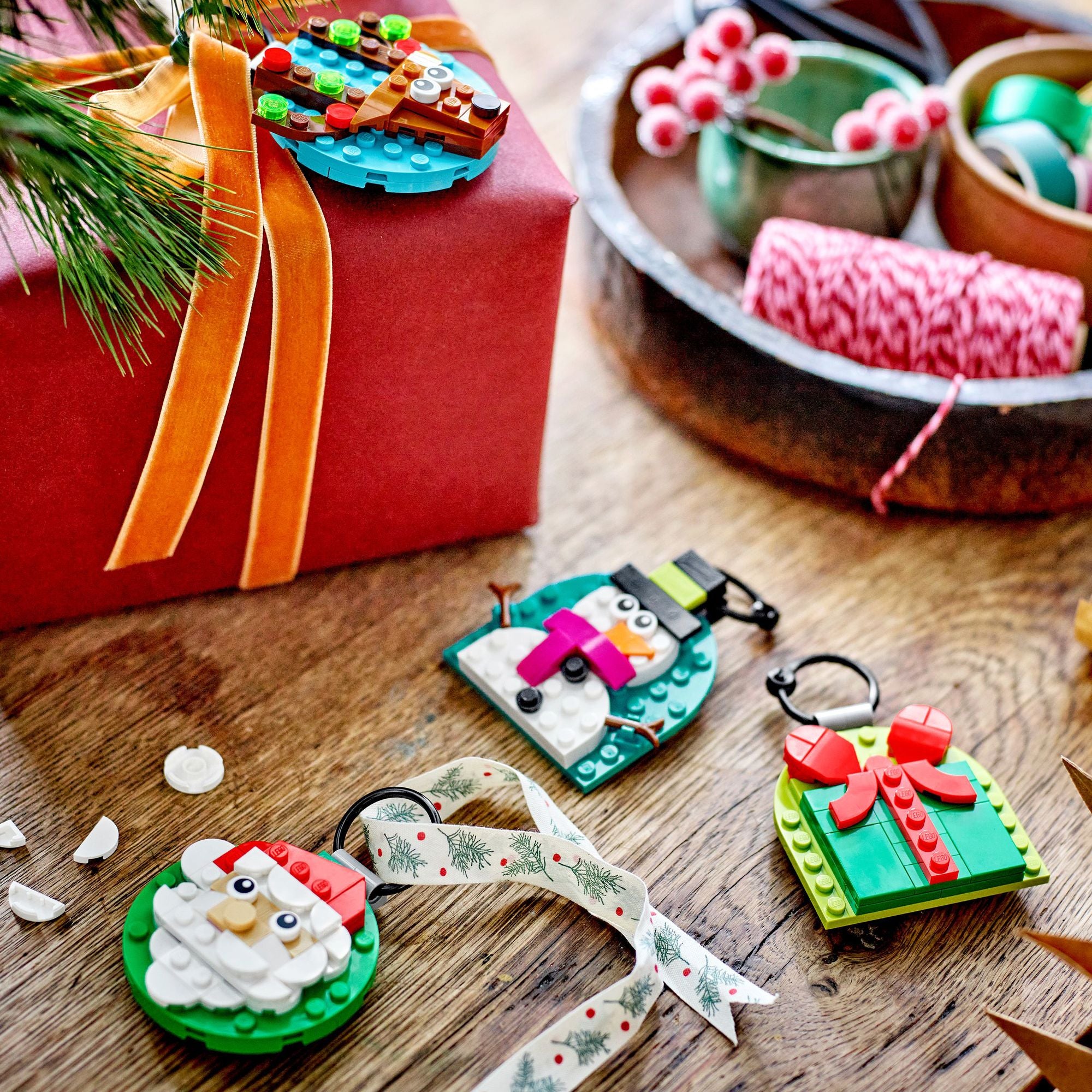 LEGO Iconic Christmas Ornament Selection 40744