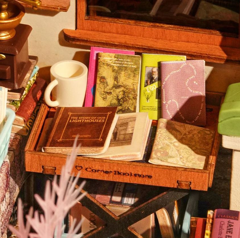 DIY Miniature House Corner Bookstore