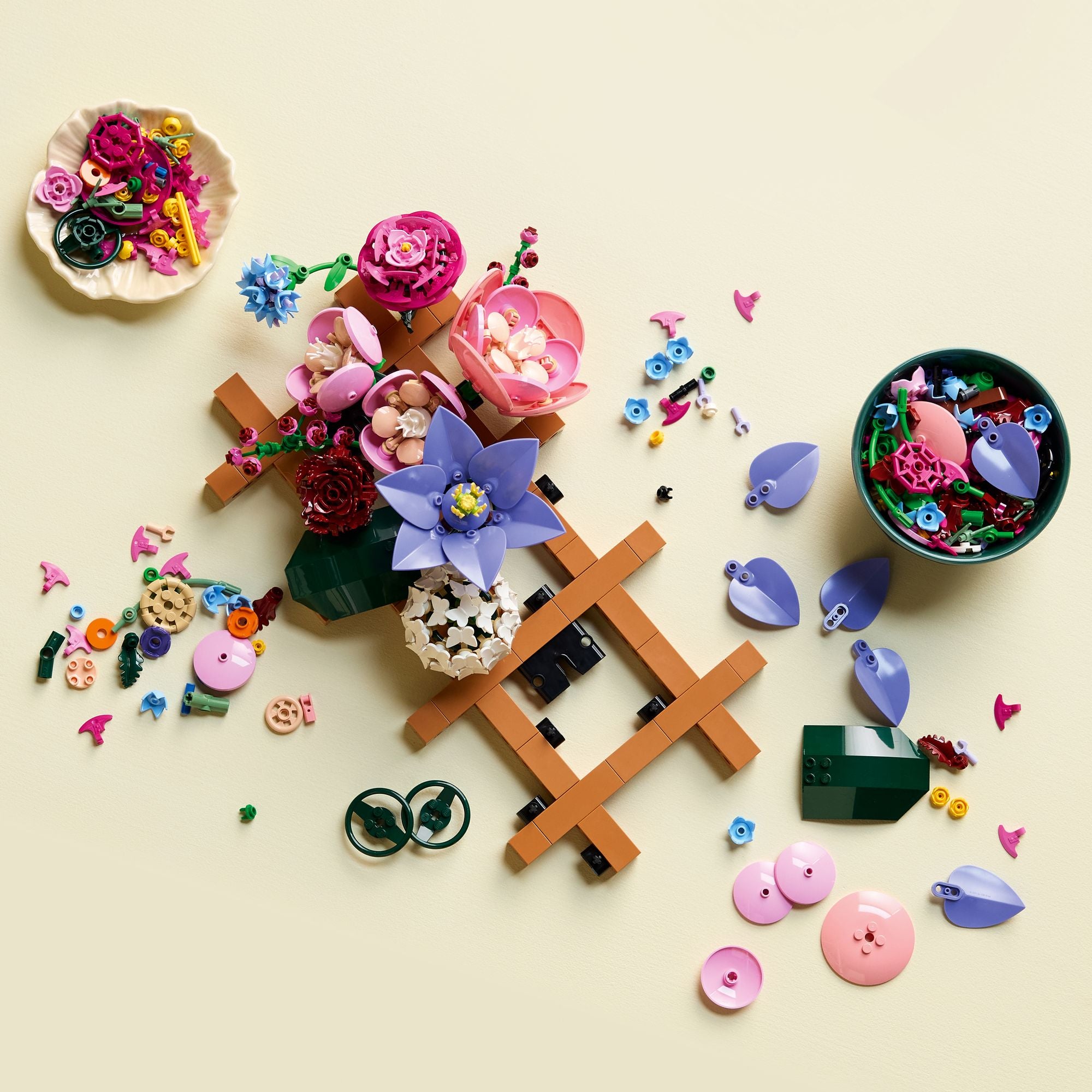LEGO® BOTANICALS Flower Wall - 11503 | Paper Source
