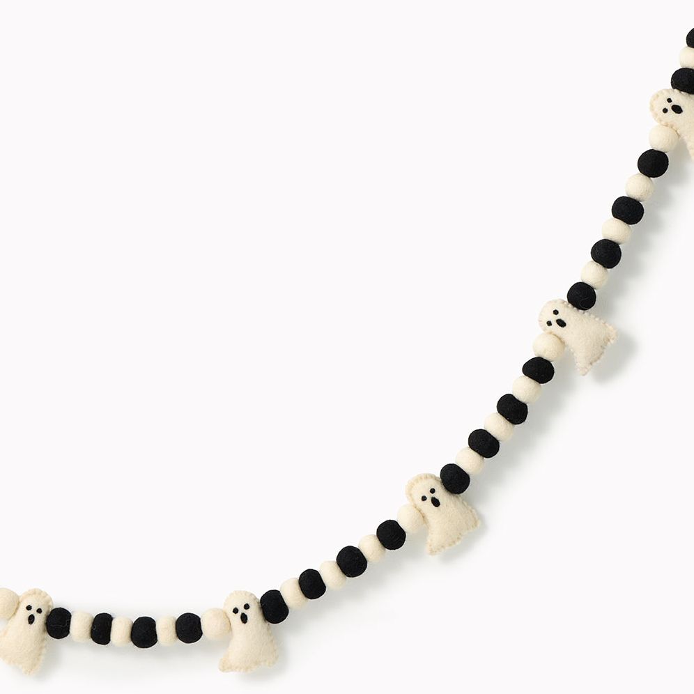 Black and White Ghost Felt Garland