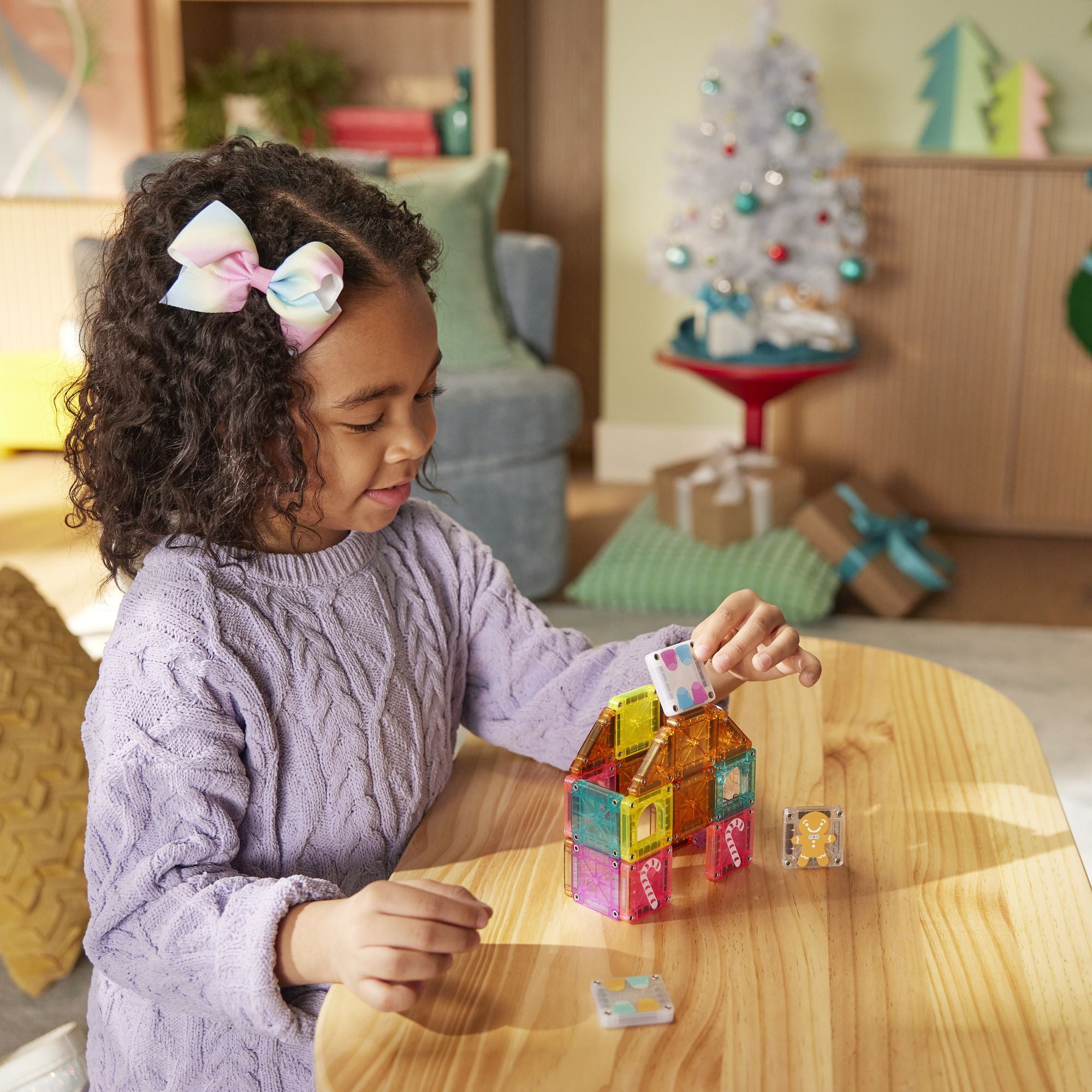 The Original MAGNA-TILES® microMAGS Gingerbread House Travel 24-Piece Magnetic Construction Set