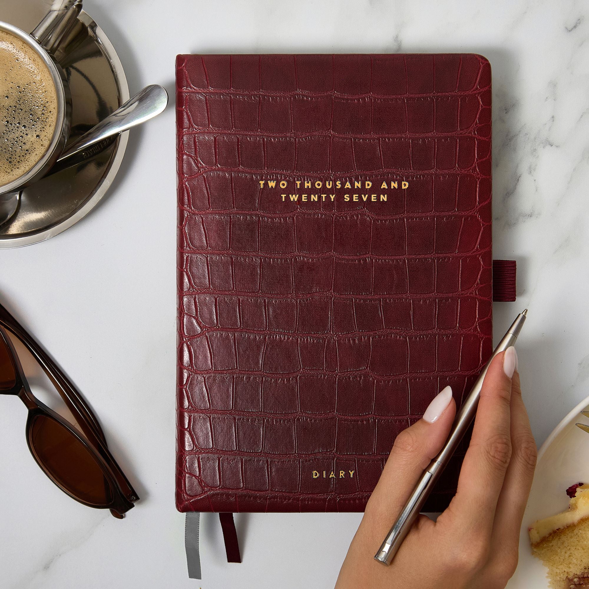 2027 Scribble & Dot - Bordeaux Croc - Week-to-View Planner