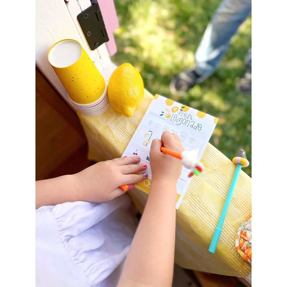 Lemonade Stand Notepad | Paper Source