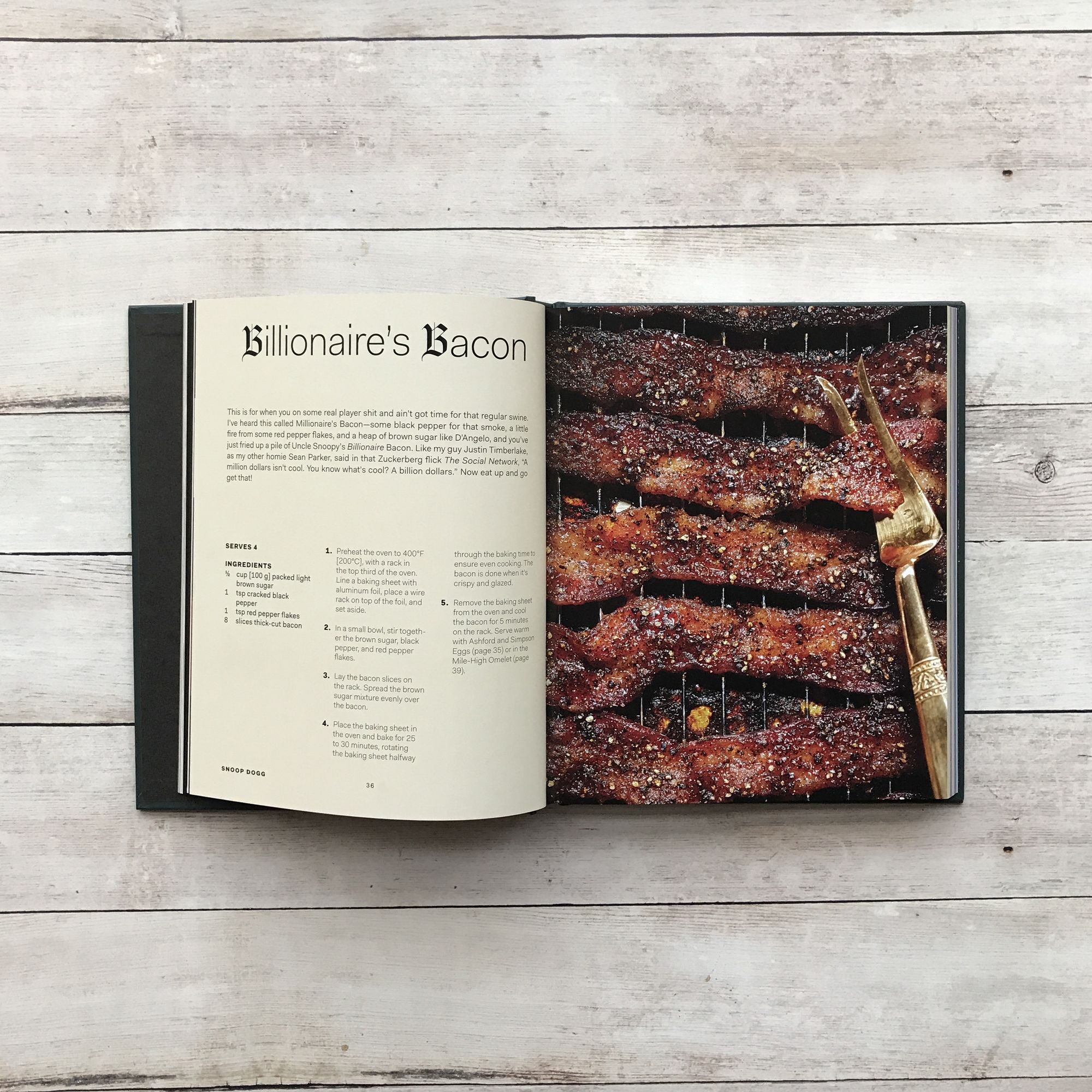 From Crook to Cook: Platinum Recipes from The Boss Dogg's Ki,: Platinum Recipes from Tha Boss Dogg's Kitchen