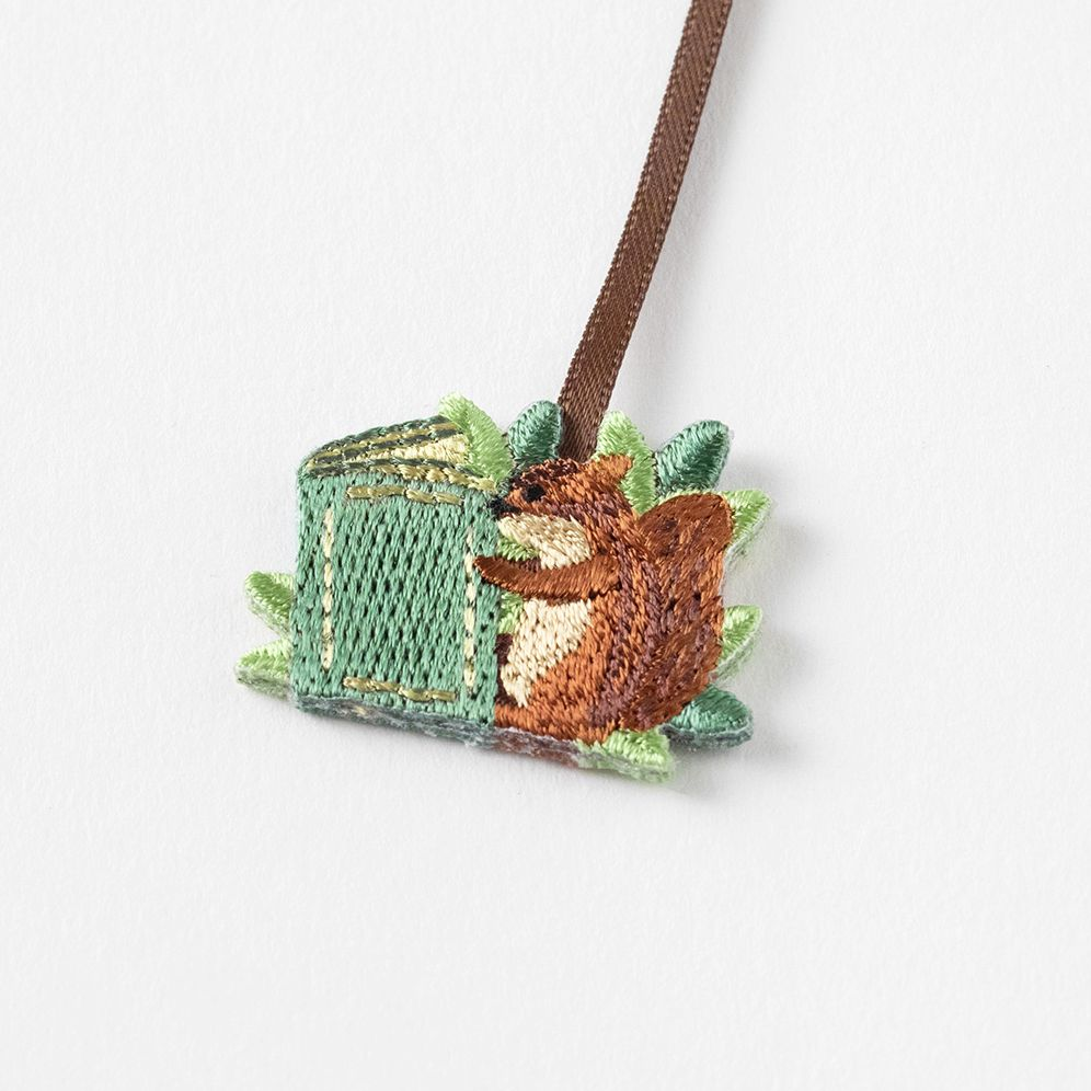 Midori Embroidery Bookmark Clip Hedgehog