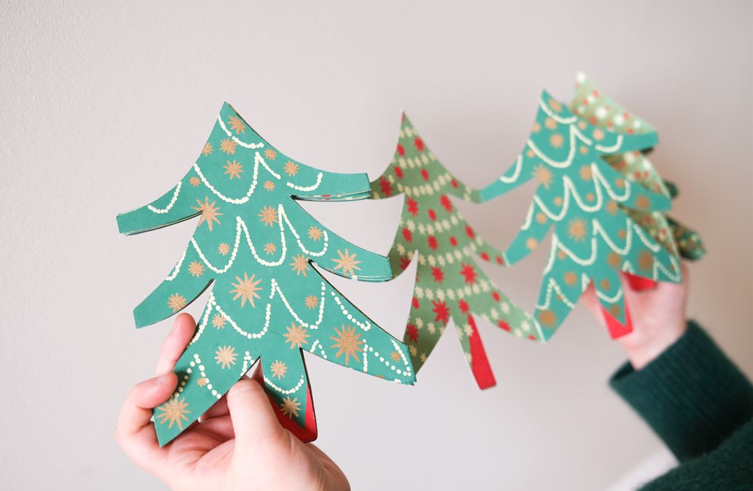 Christmas Trees Concertina Garland