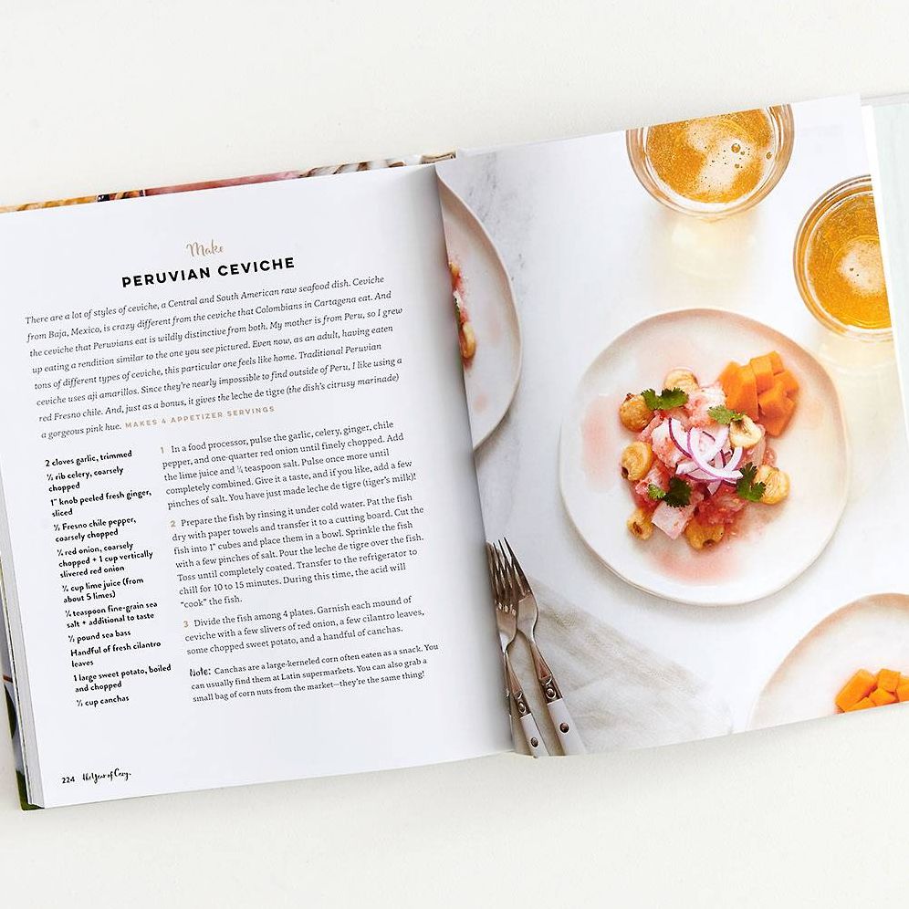 The Year of Cozy: 125 Recipes, Crafts, and Other Homemade Adventures