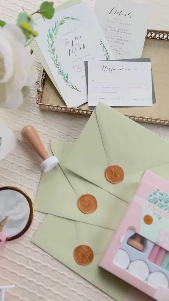 Step-by-step video detailing how to use the DIY wax seal kit.