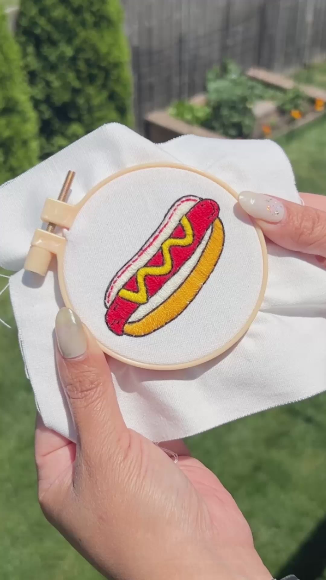 Step-by-step video detailing how to create the Hot Dog Embroidery Kit.