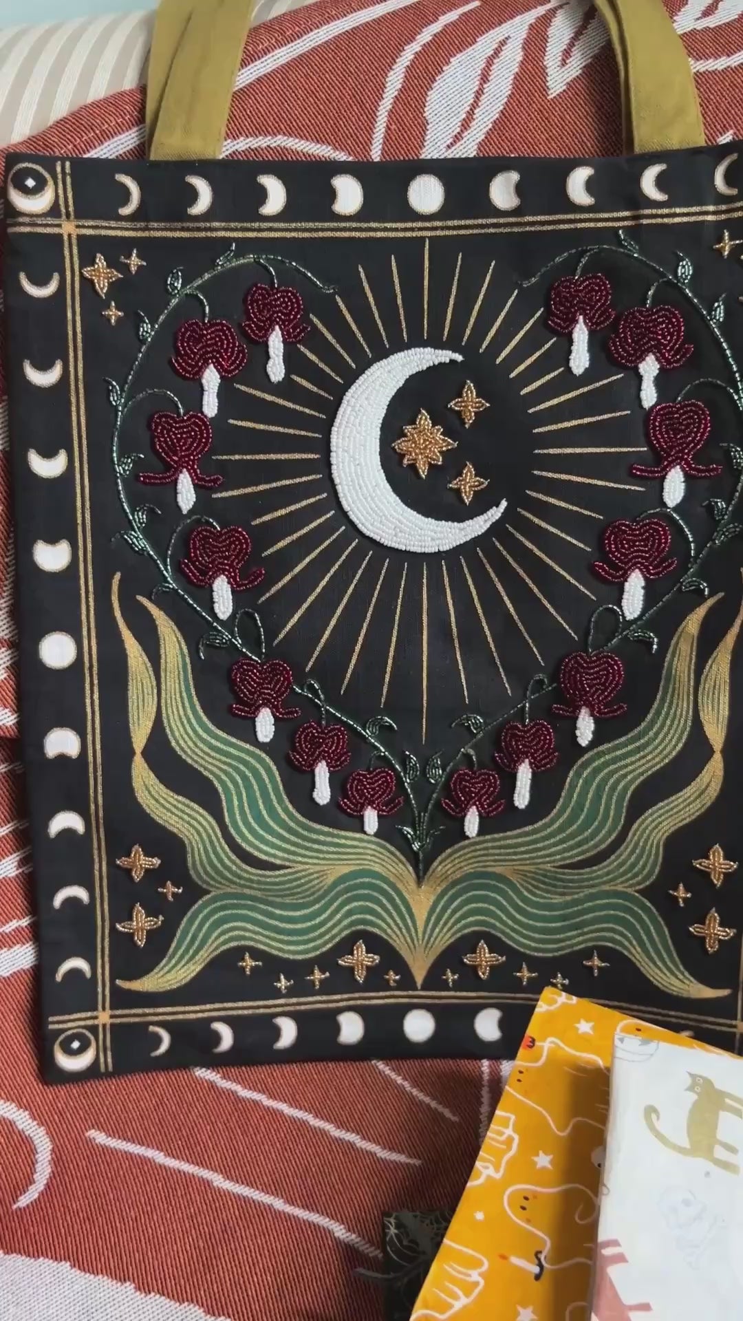 Video showing details of Bleeding Heart Beaded Tote Bag